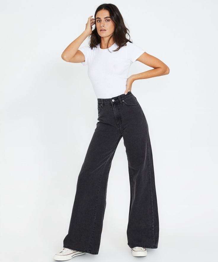 HM Pure Black High Waisted Wide Leg jeans